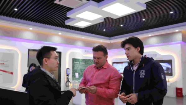Hungarian Lions Force Company visited the Three Gorges Cable Group to deepen the 